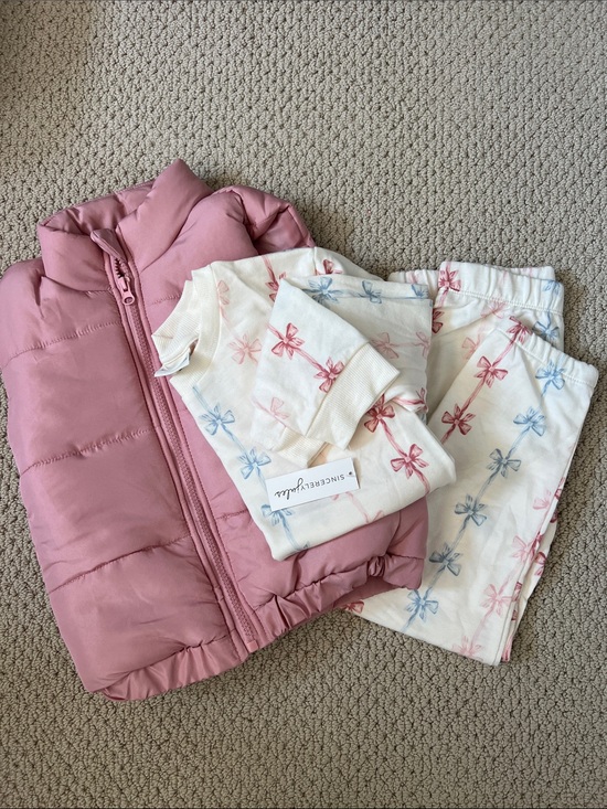 Sincerly Jules Other - Sincerly Jules Kids Lounge Set with Vest - White with Pink and Blue Bows